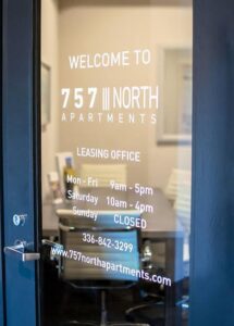 Apartment Window signs7323 — Intrepid Signs, Rosenberg TX