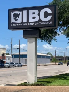 IBC Pole Sign Bay City — Intrepid Signs, Rosenberg TX